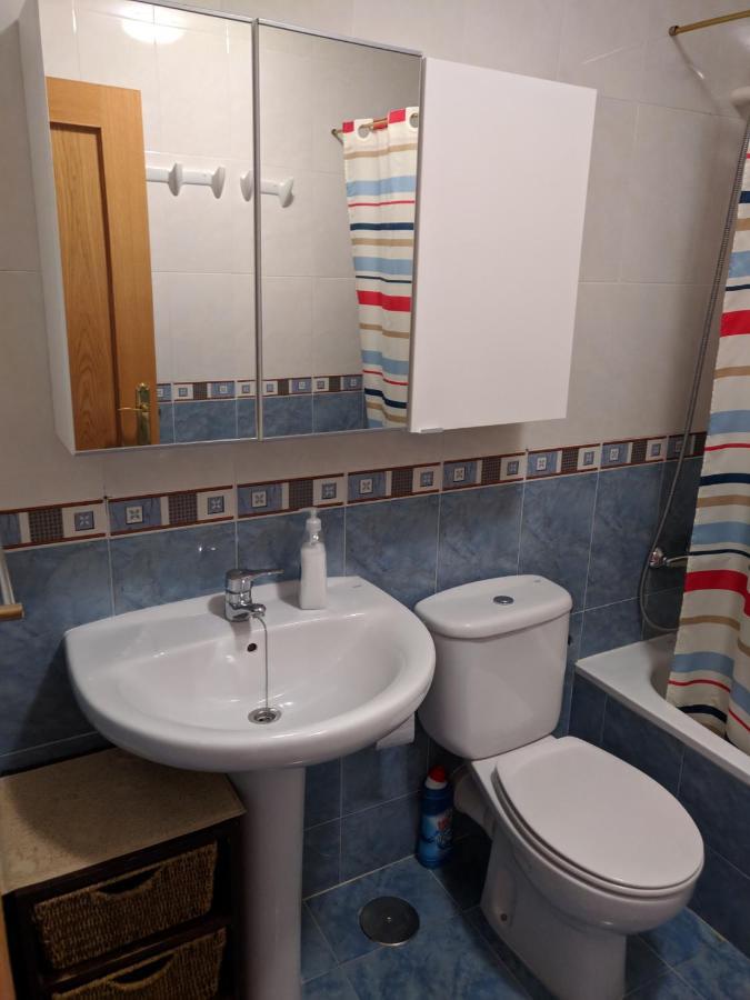 Vivienda Compartida Con Ambiente Familiar Apartment Sesena Ngoại thất bức ảnh
