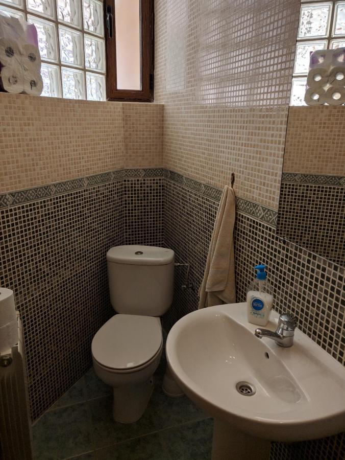 Vivienda Compartida Con Ambiente Familiar Apartment Sesena Ngoại thất bức ảnh