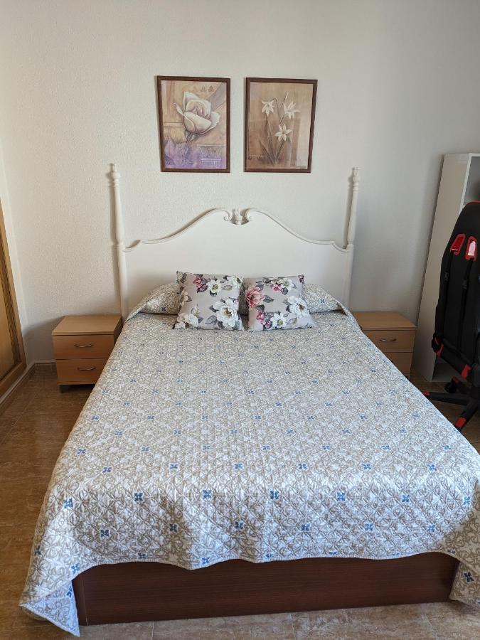 Vivienda Compartida Con Ambiente Familiar Apartment Sesena Ngoại thất bức ảnh