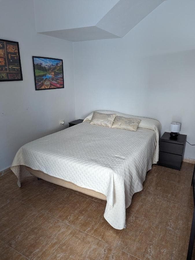 Vivienda Compartida Con Ambiente Familiar Apartment Sesena Ngoại thất bức ảnh